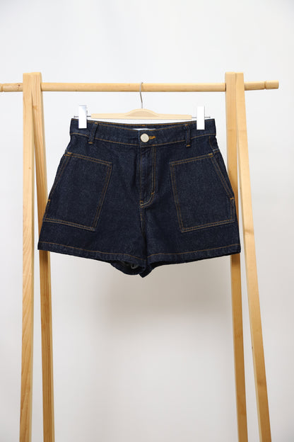 Short bleu brut ZARA, avec 2 fausses poches à l'arrière, bouton nacré, Taille M/38