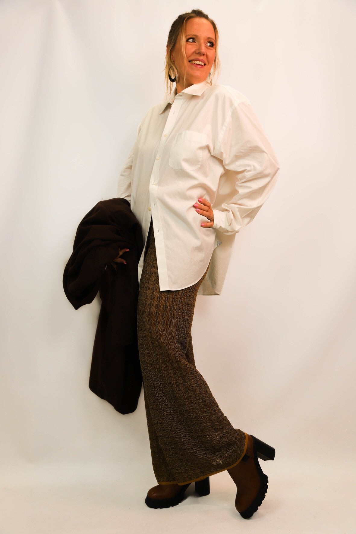 Pantalon doré et noir Taille M