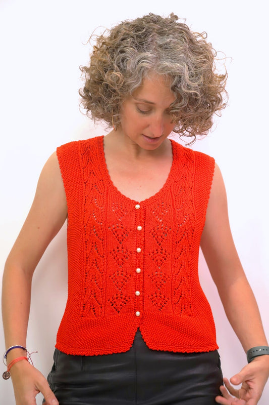 Gilet rouge sans manche fait main Taille S