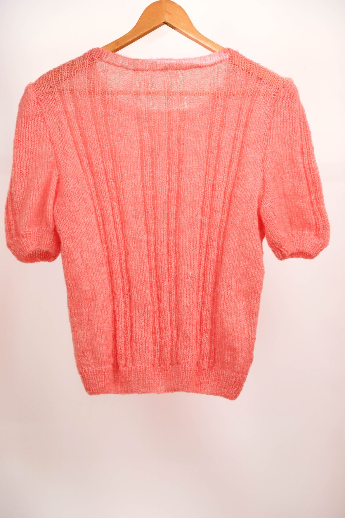 Pull manches courtes rose fait main Taille M