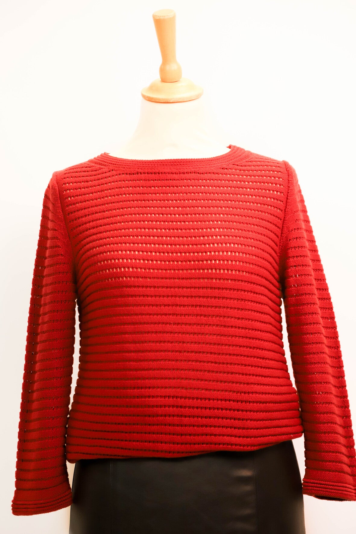 Pull ajouré rouge Natan Taille S - NEUF