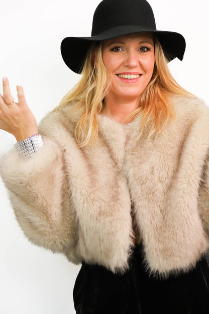 Manteau en fausse fourrure écru Laseti Taille M