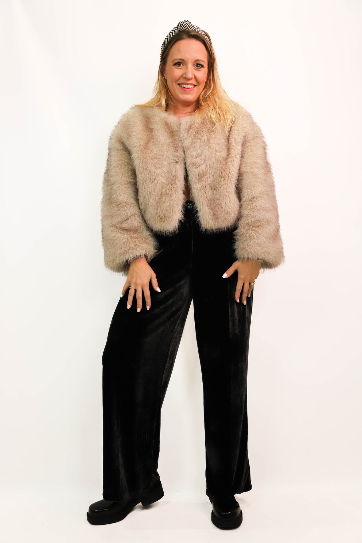 Manteau en fausse fourrure écru Laseti Taille M